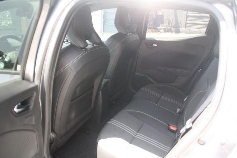 Renault Clio Hybrid E-Tech 145 CV 5 porte Techno