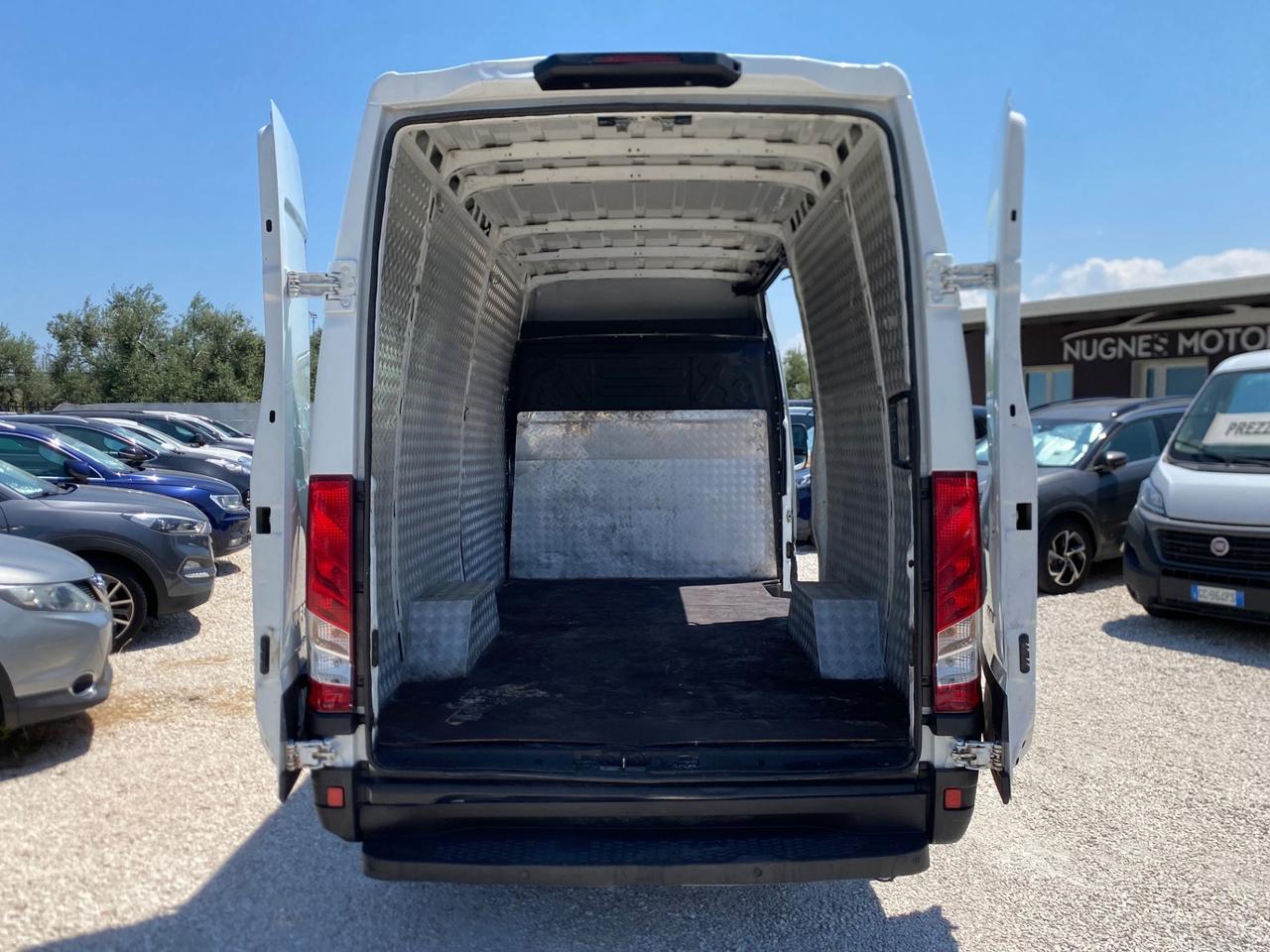 Iveco Daily 35S14 2.3 MTJ IVA ,AUTOCARRO LAMIERATO