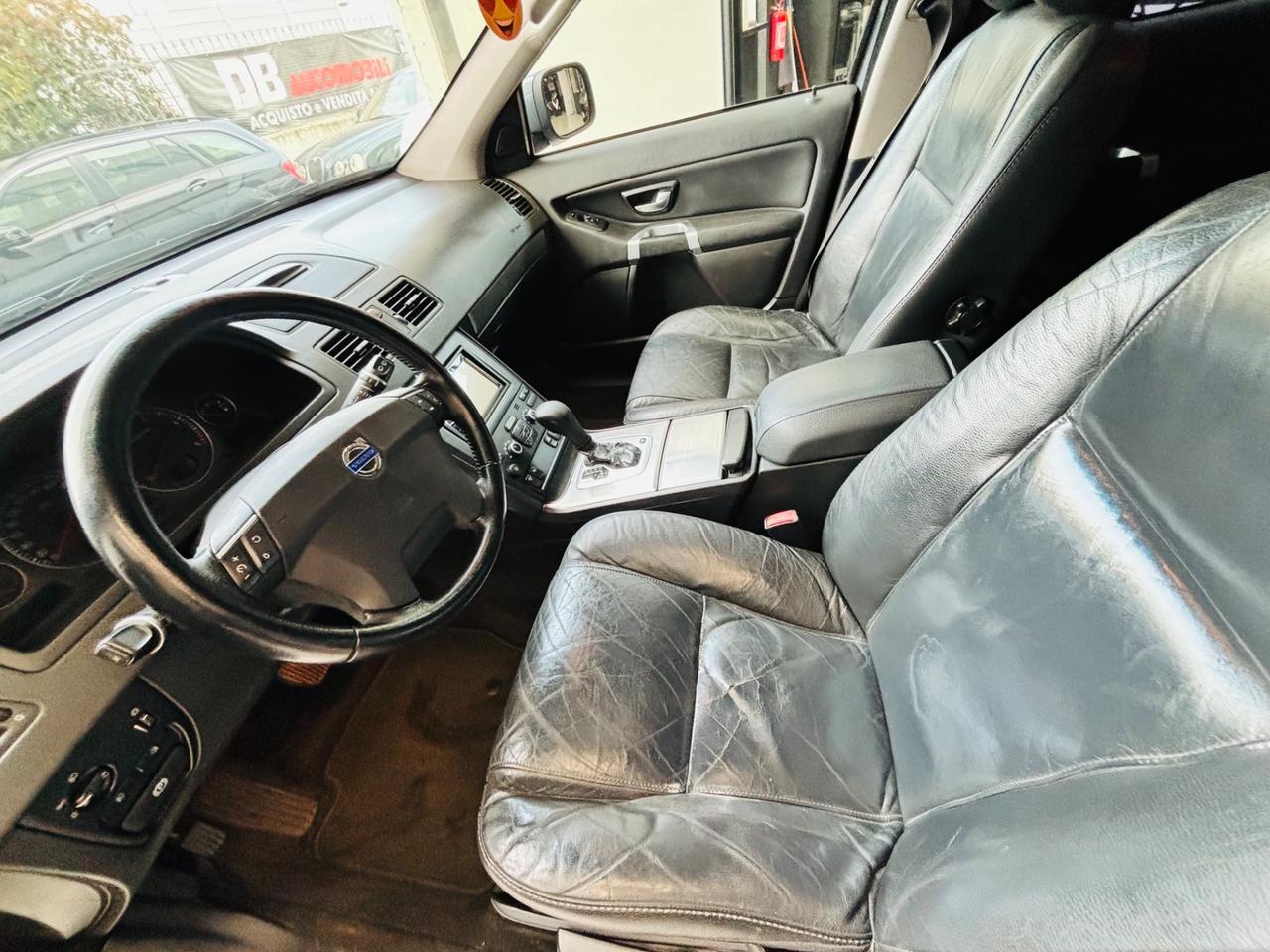 Volvo XC 90 XC90 2.4 D5 185 CV aut. AWD Executive