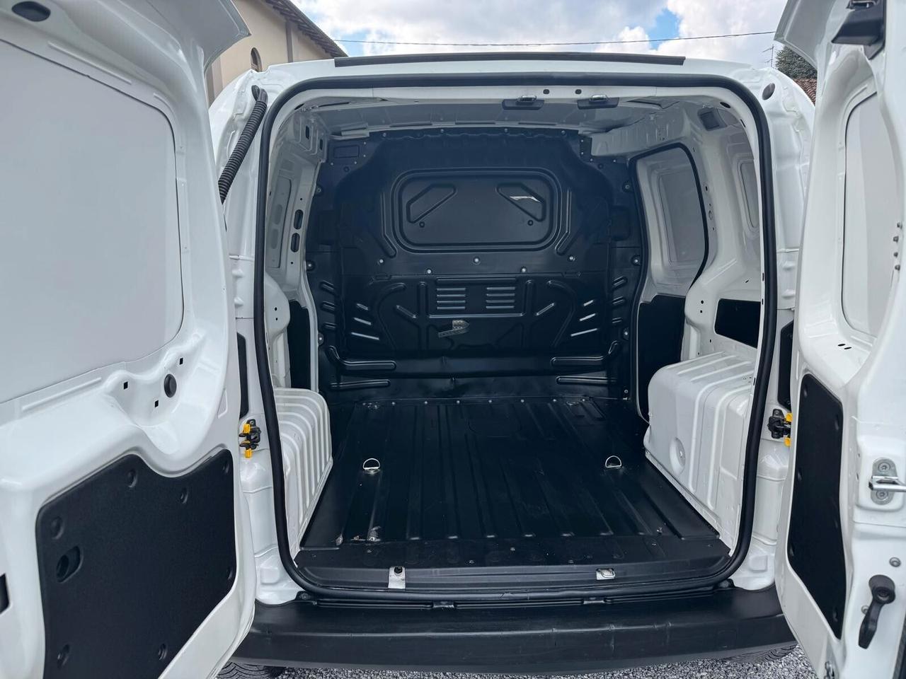Fiat Fiorino 1.3 MJT 95CV Cargo SX