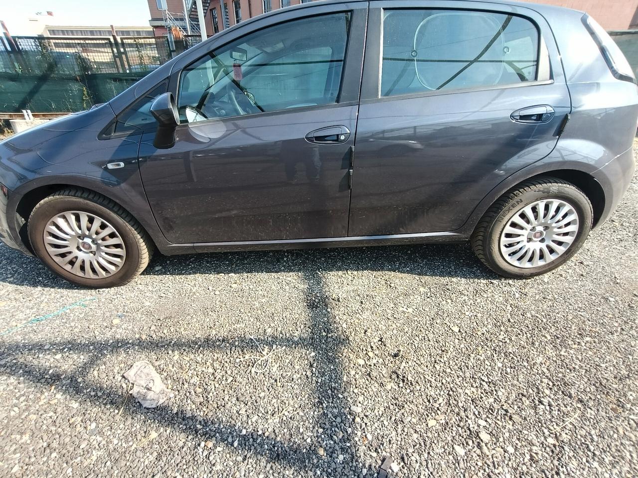 Fiat Punto Evo 1.3 Mjt 95 CV DPF 5 porte S&S Dualogic Sport
