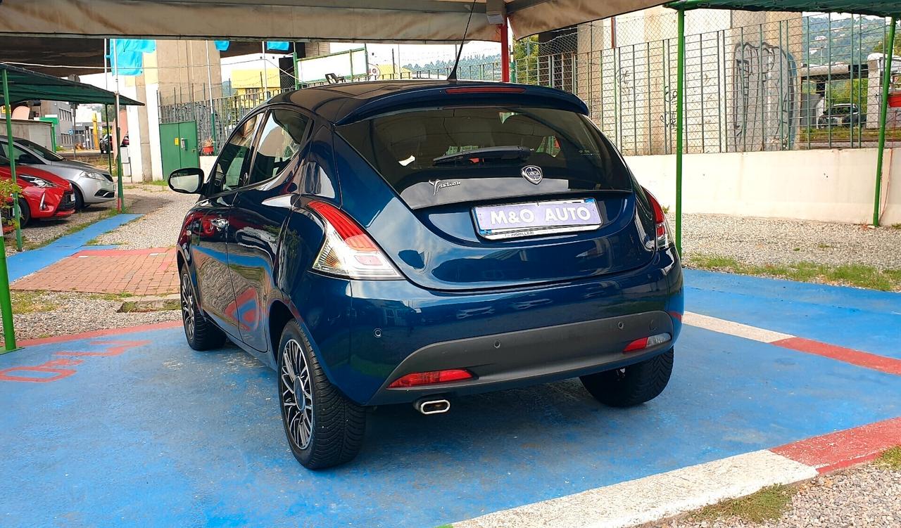 LANCIA YPSILON 1.2 BENZ/G.P.L BOMBOLA. VALIDA 2035