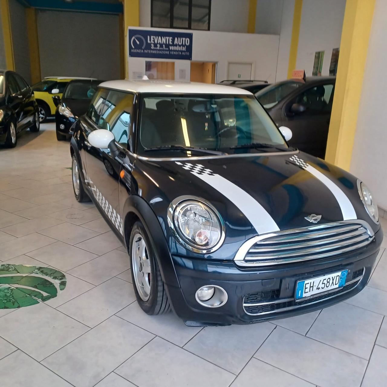 MINI COOPER D 1.6 TDI NEOPATENTATI