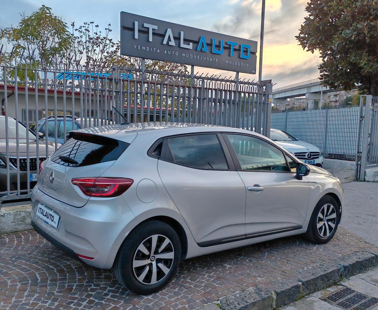 Renault Clio TCe 90 CV 5 porte Equilibre