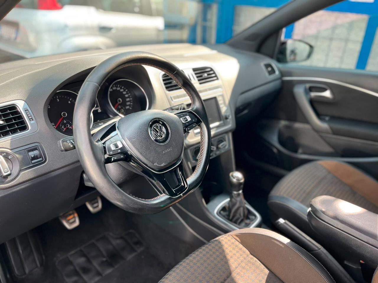 Volkswagen Polo 1.4 TDI HIGHLINE ANNO 2016
