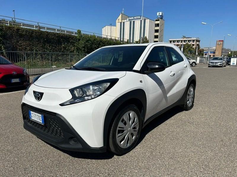 Toyota Aygo X 1.0B (72 CV) Active S-CVT