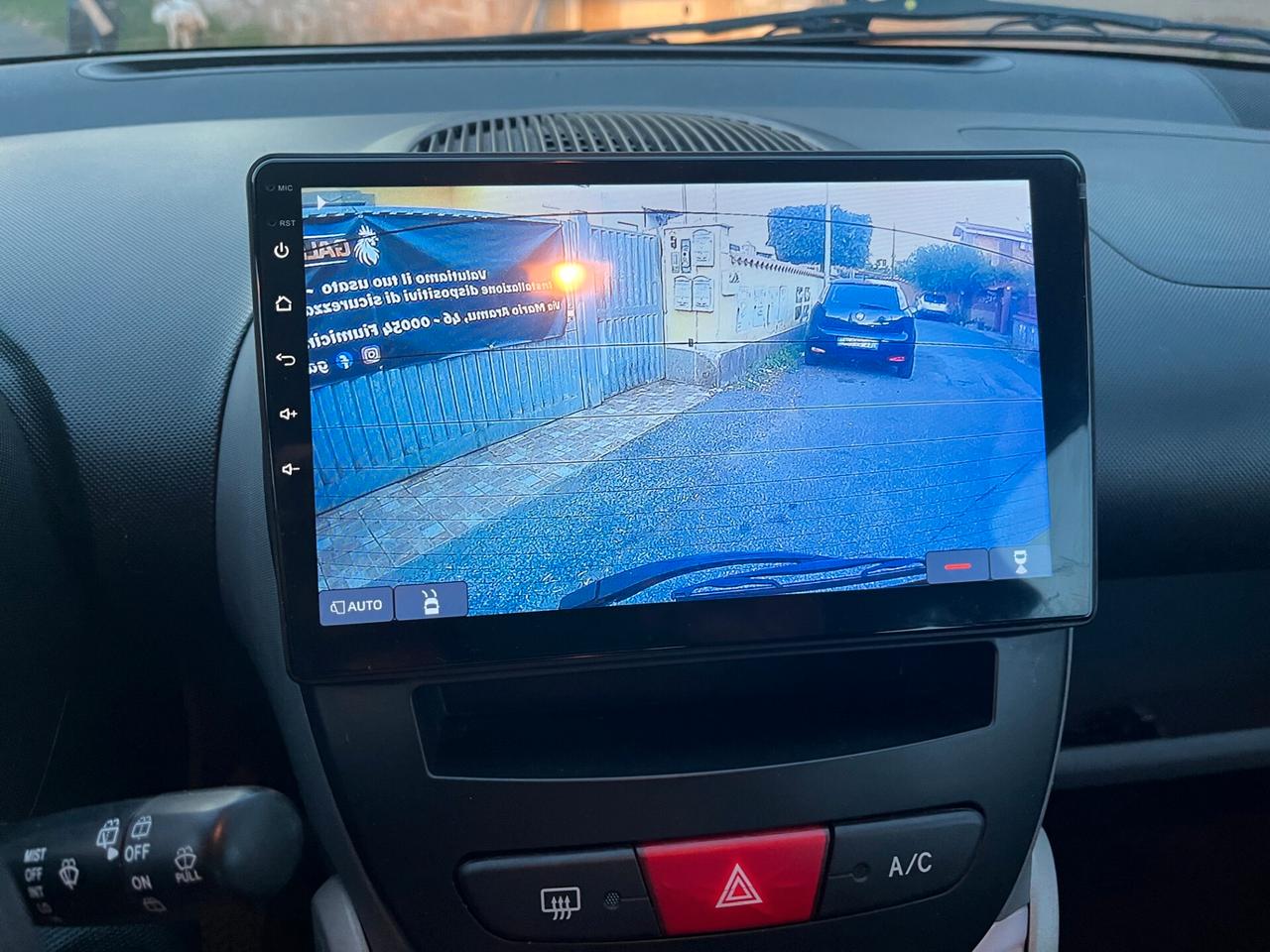 Toyota Aygo 1.0 12V VVT-i 3 porte Deep Ocean Connect