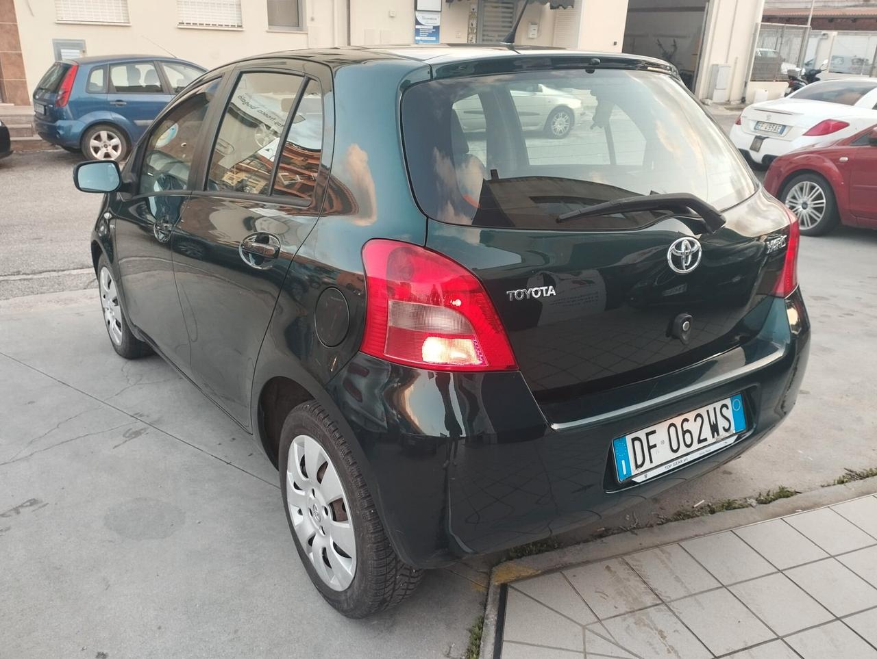 Toyota Yaris 1.4 D-4D 5 porte Sol