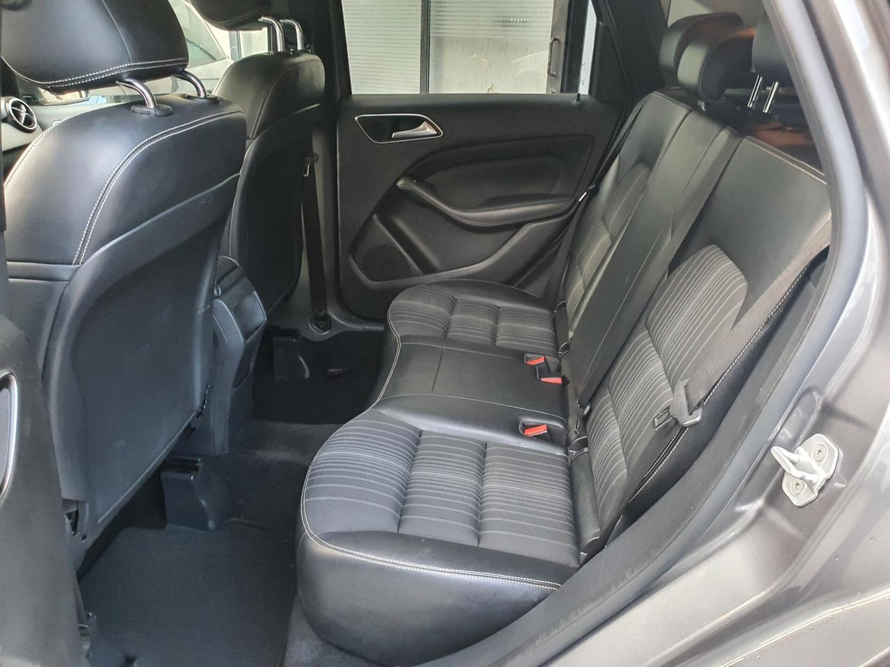 Mercedes-benz B 200 CDI BlueEFFICIENCY Premium