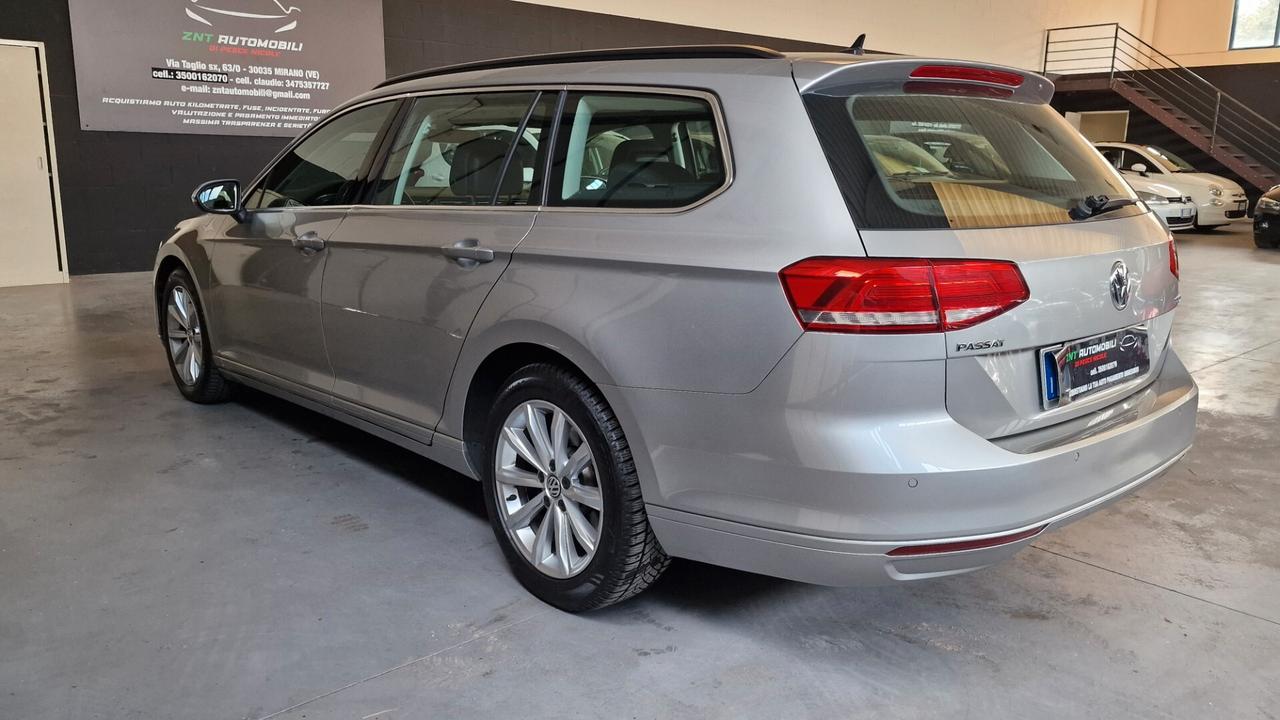 Volkswagen Passat Variant 1.6 TDI DSG Comfortline BlueMotion Tech.