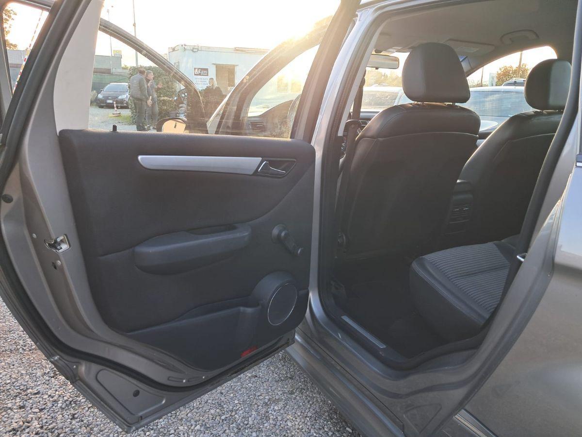 MERCEDES - Classe B - 180 CDI