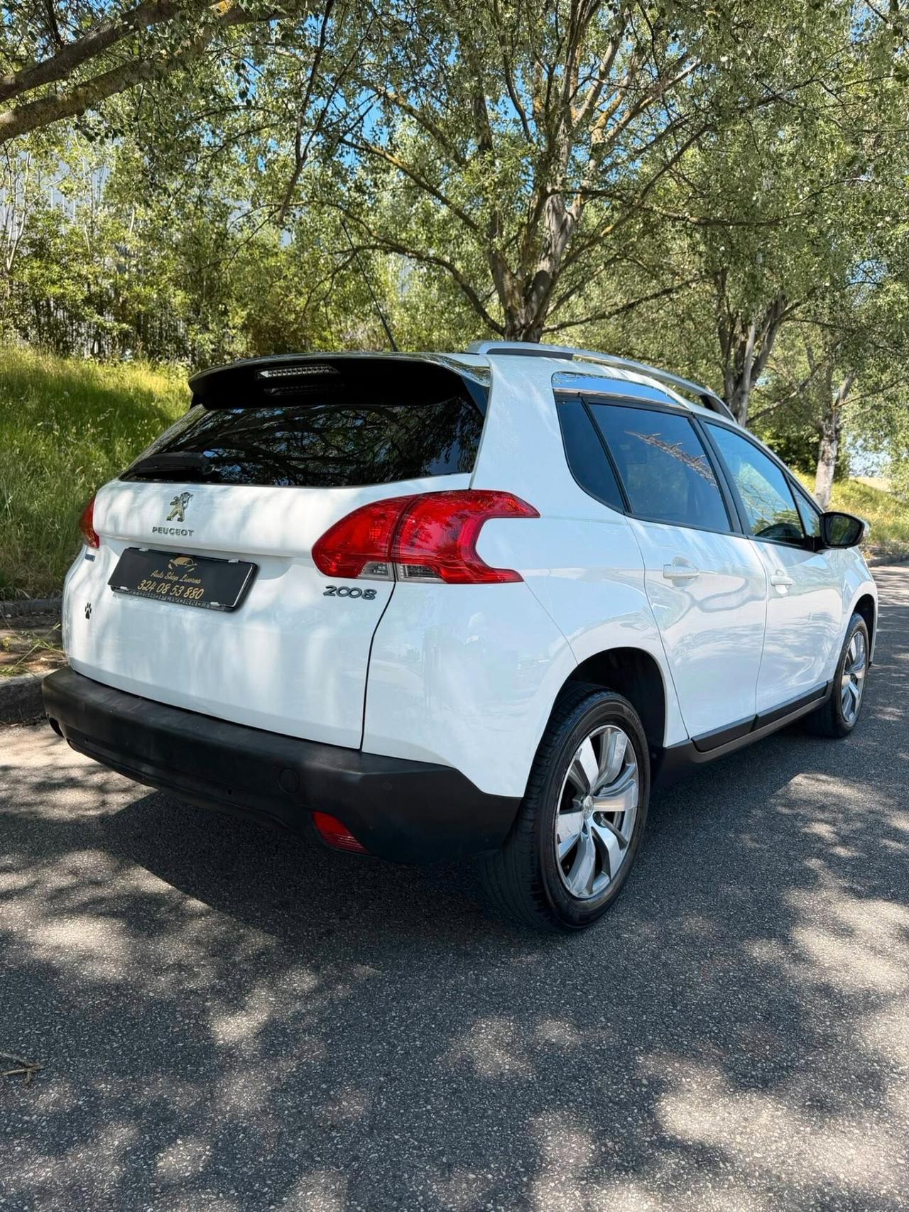 Peugeot 2008 BlueHDi 120 S&S Black Matt