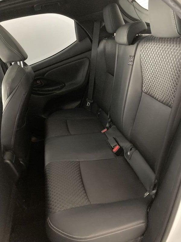Toyota Yaris Hybrid Lounge MY22