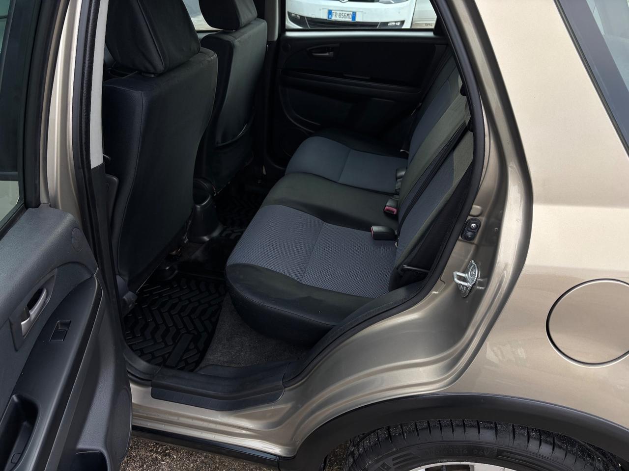 Fiat Sedici 1.9 MJT 4x4 .Garanzia. Gancio traino.