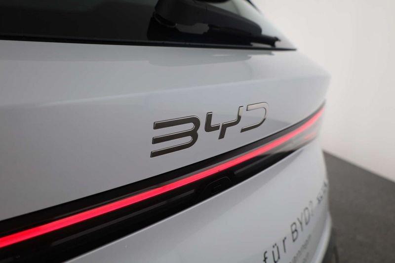 BYD Seal 6 DM-i 1.5 183cv Touring Boost LED CAMERA