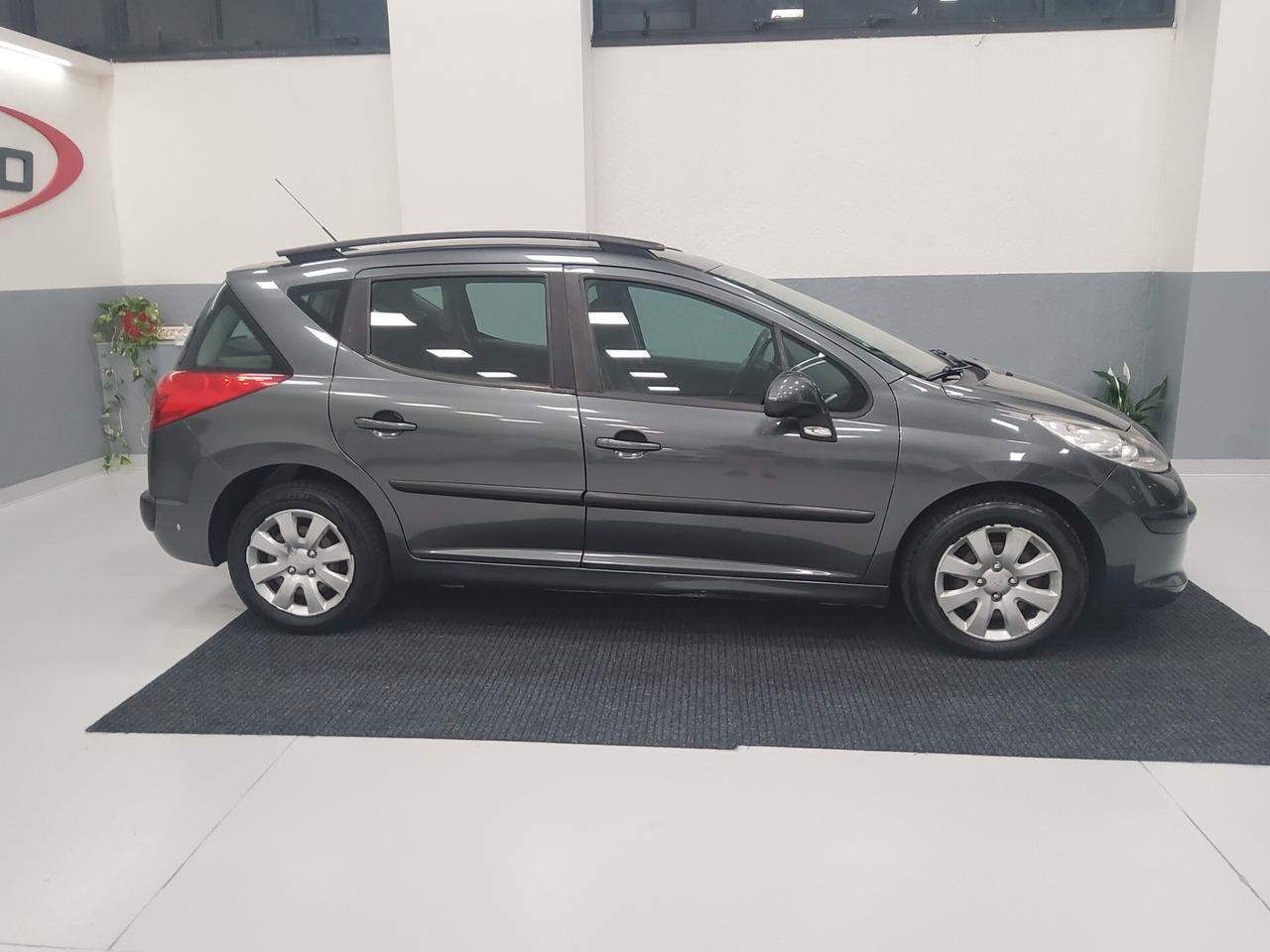 Peugeot 207 1.4 VTi 95CV SW ONE Line