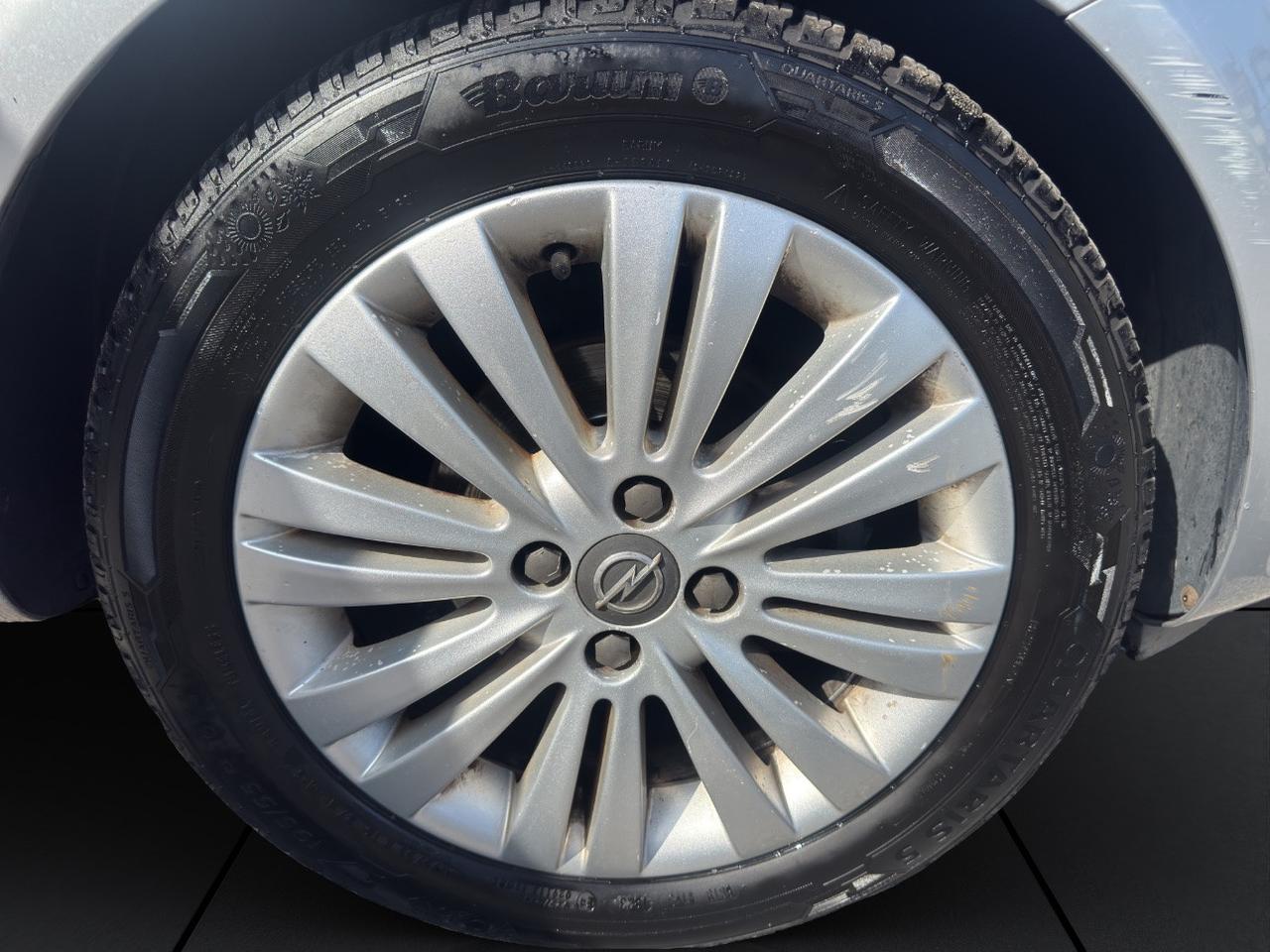 Opel Corsa 5 Porte 1.2 One BENZINA 85 CV-E5B-CERCHI IN LEGA-OK NEOPATENTATI-