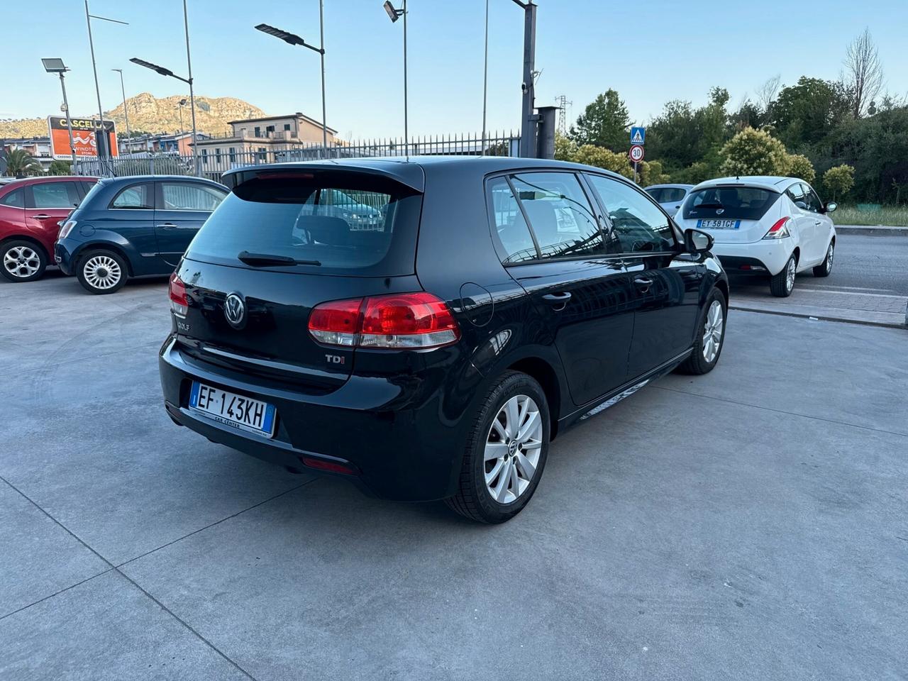 GOLF 6-1.6 DIESEL 105CV ANNO 2011-ALL. R-LINE