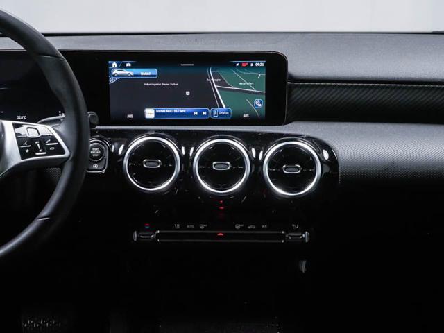 MERCEDES-BENZ A 180 Automatic Progressive Advanced