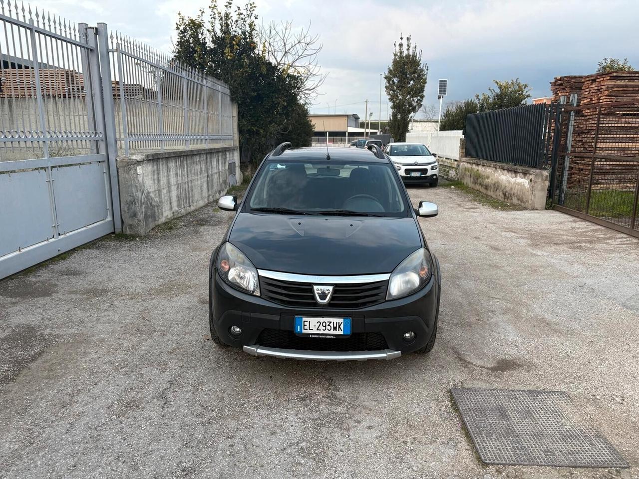 Dacia Sandero Stepway 1.6 8V METANO 85CV