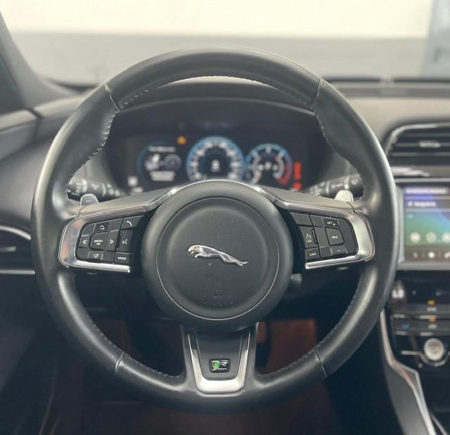 Jaguar XE 2.0 D 240 CV AWD aut. R-Sport