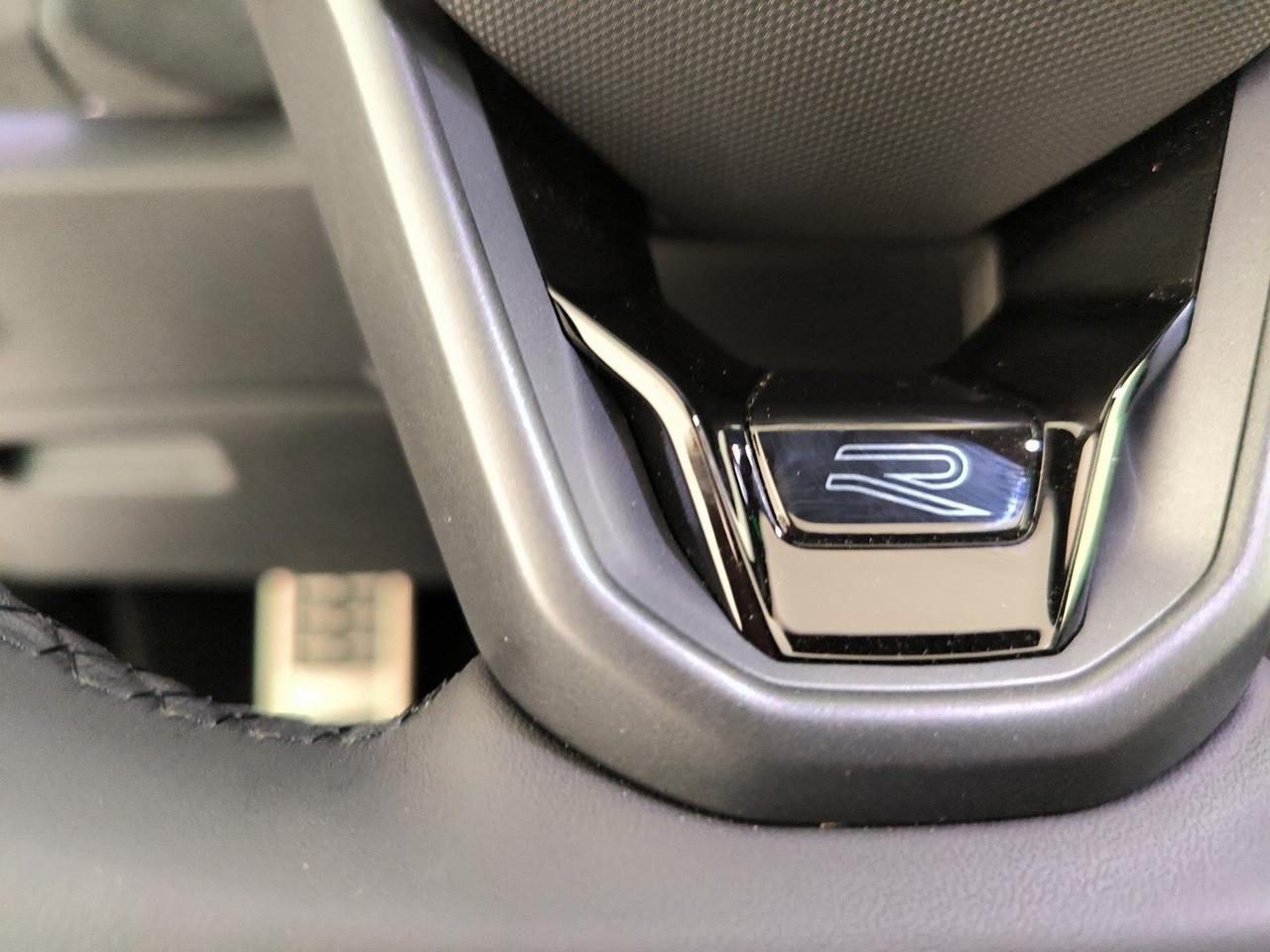 Volkswagen Tiguan 2.0 tdi r-line plus 150cv dsg
