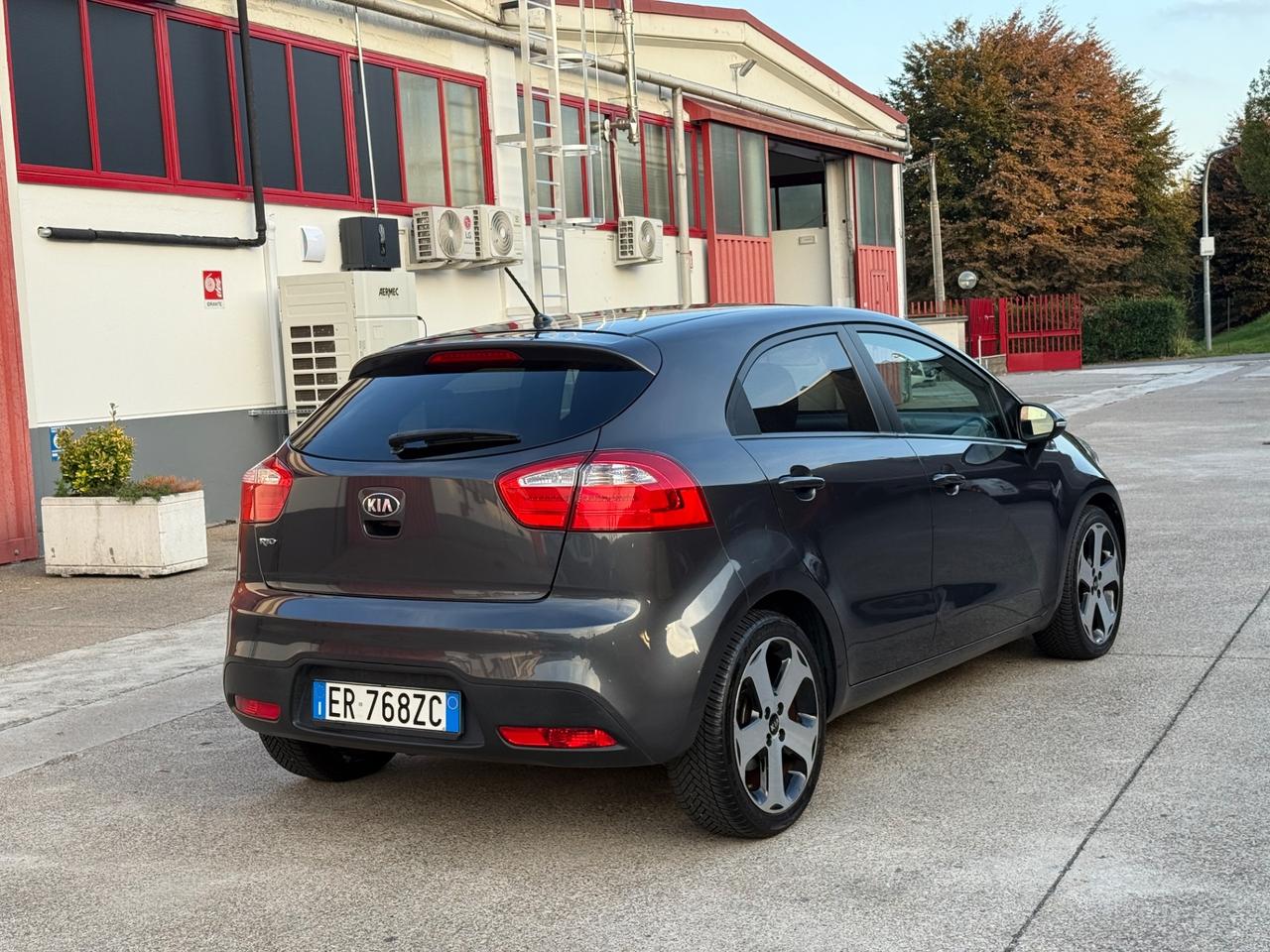 Kia Rio 1.2 CVVT 5p. Cool