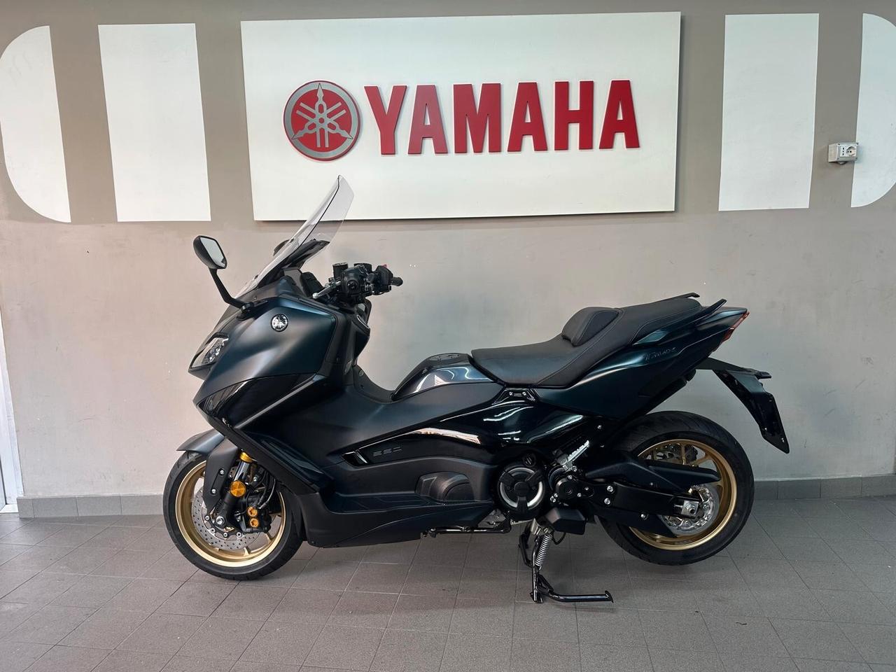 Yamaha TMAX 560 XP500A DX MDBNM4 DARK PETROL