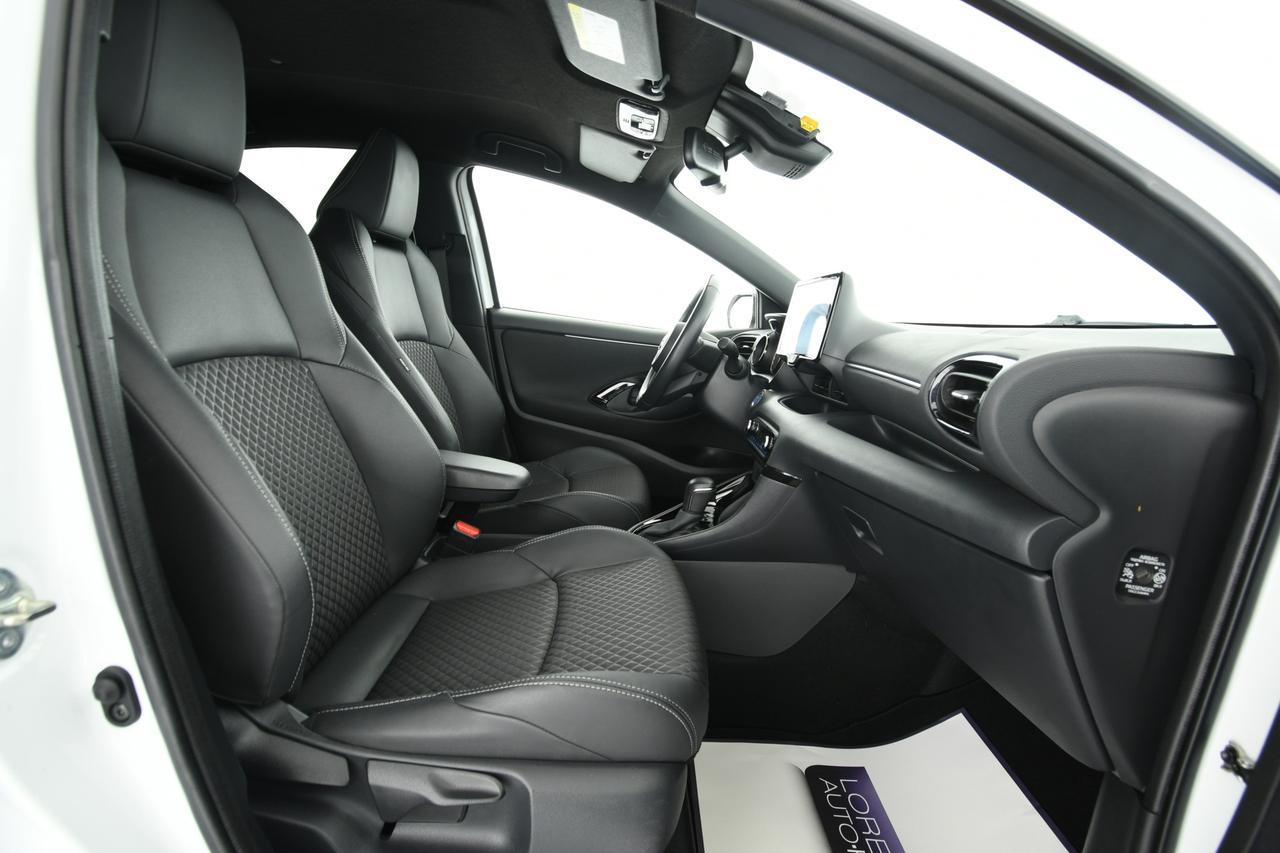 TOYOTA Yaris 1.5h Style CAMERA+ACC+APP CONNECT+NEOPATENTATI