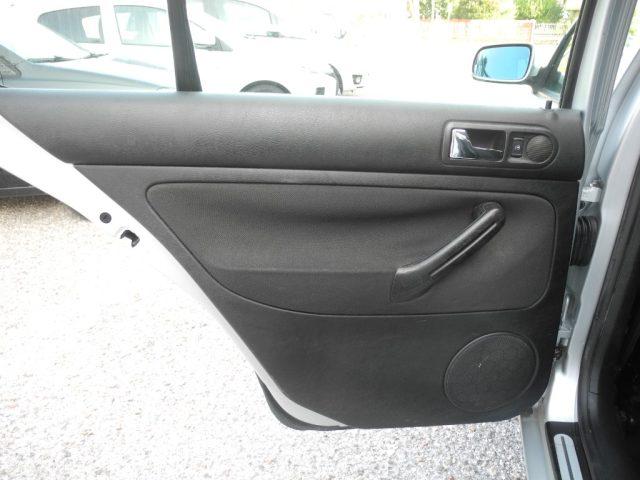 VOLKSWAGEN Golf 1.6 16v 105cv 5p. Comfortline - OK NEOPATENTATI