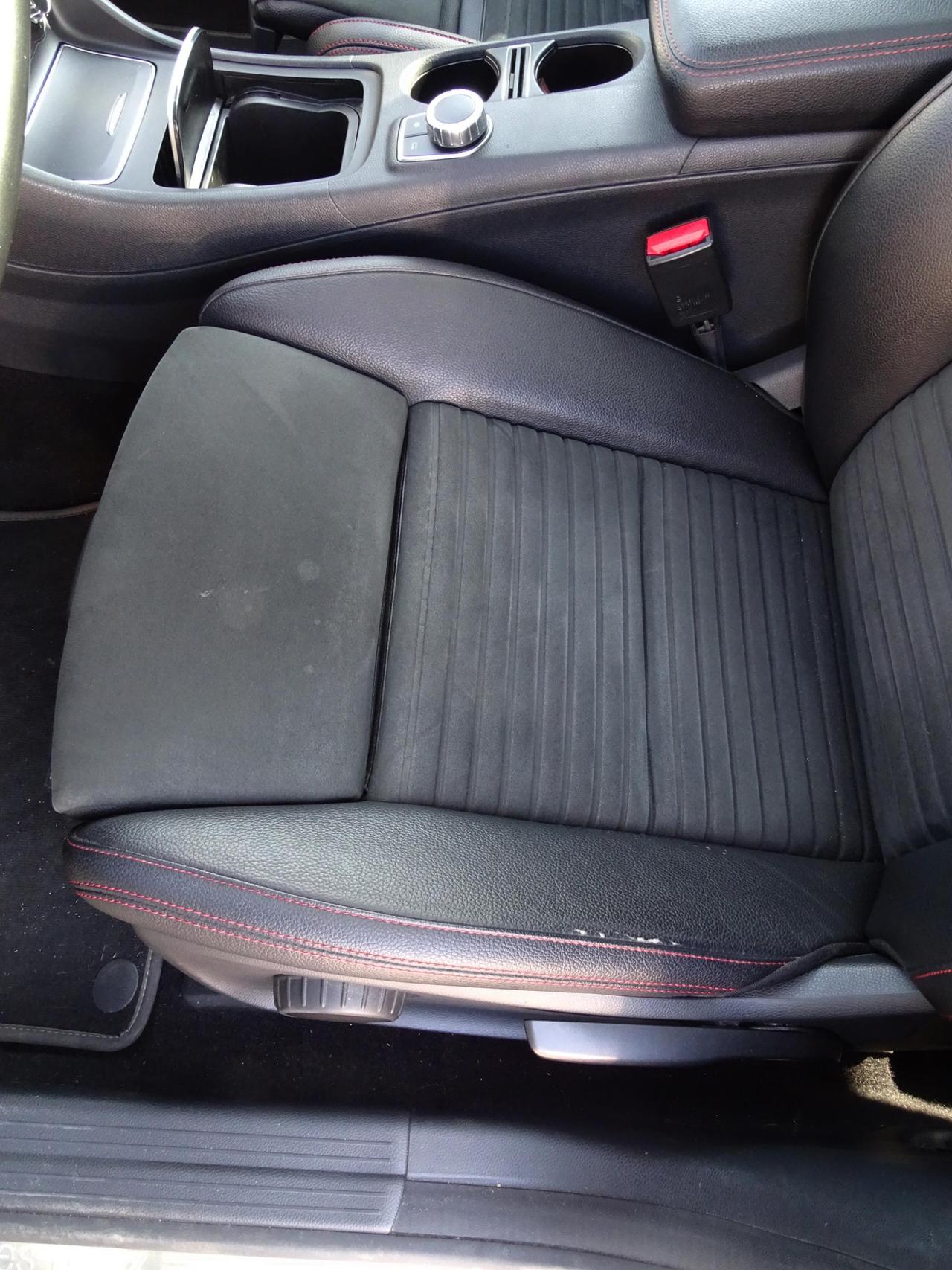 Mercedes-Benz CLA 200 Premium 156 CV CAMBIO AUTOMATICO