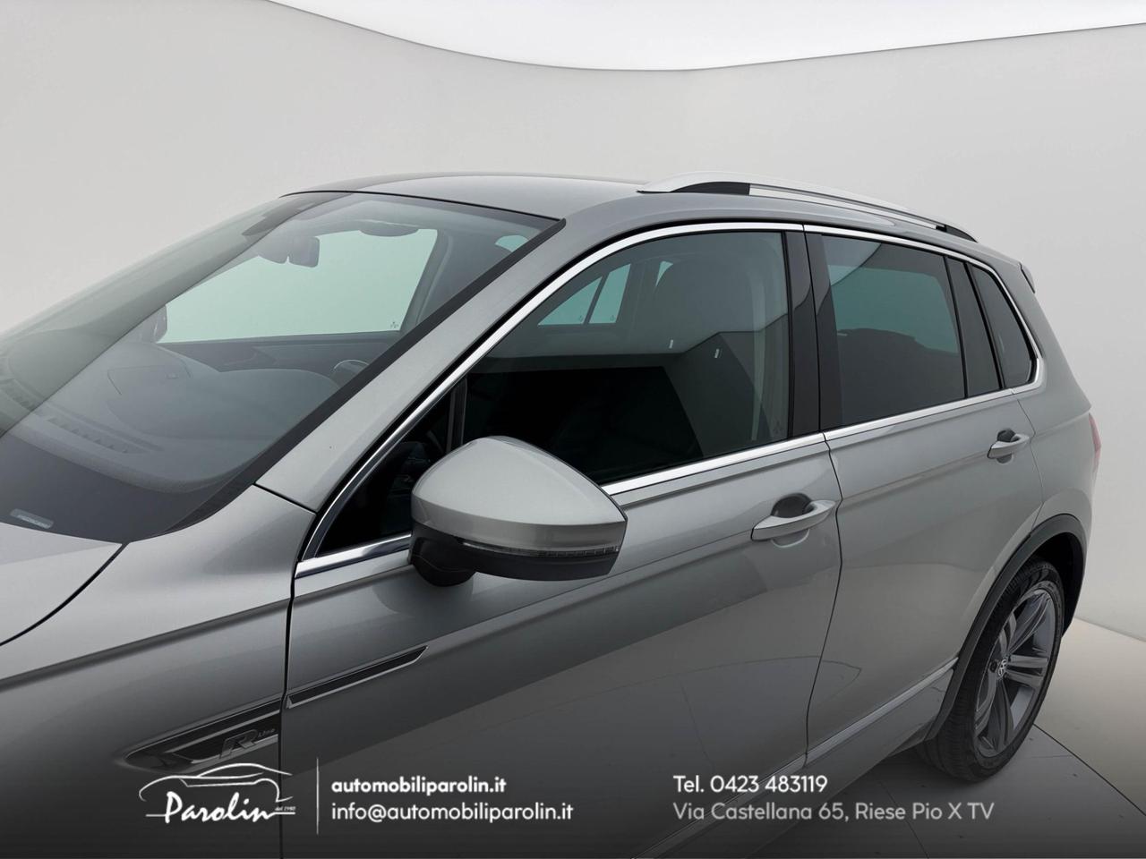 Volkswagen Tiguan 1.6 tdi Sport R-Line LED-CarPlay-19''