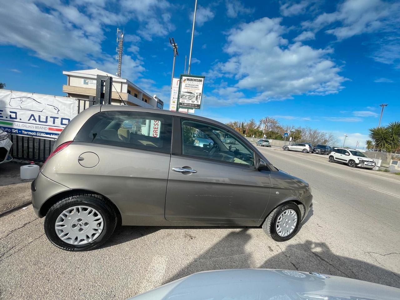 Lancia Ypsilon 1.3 Multijet 16V Platino