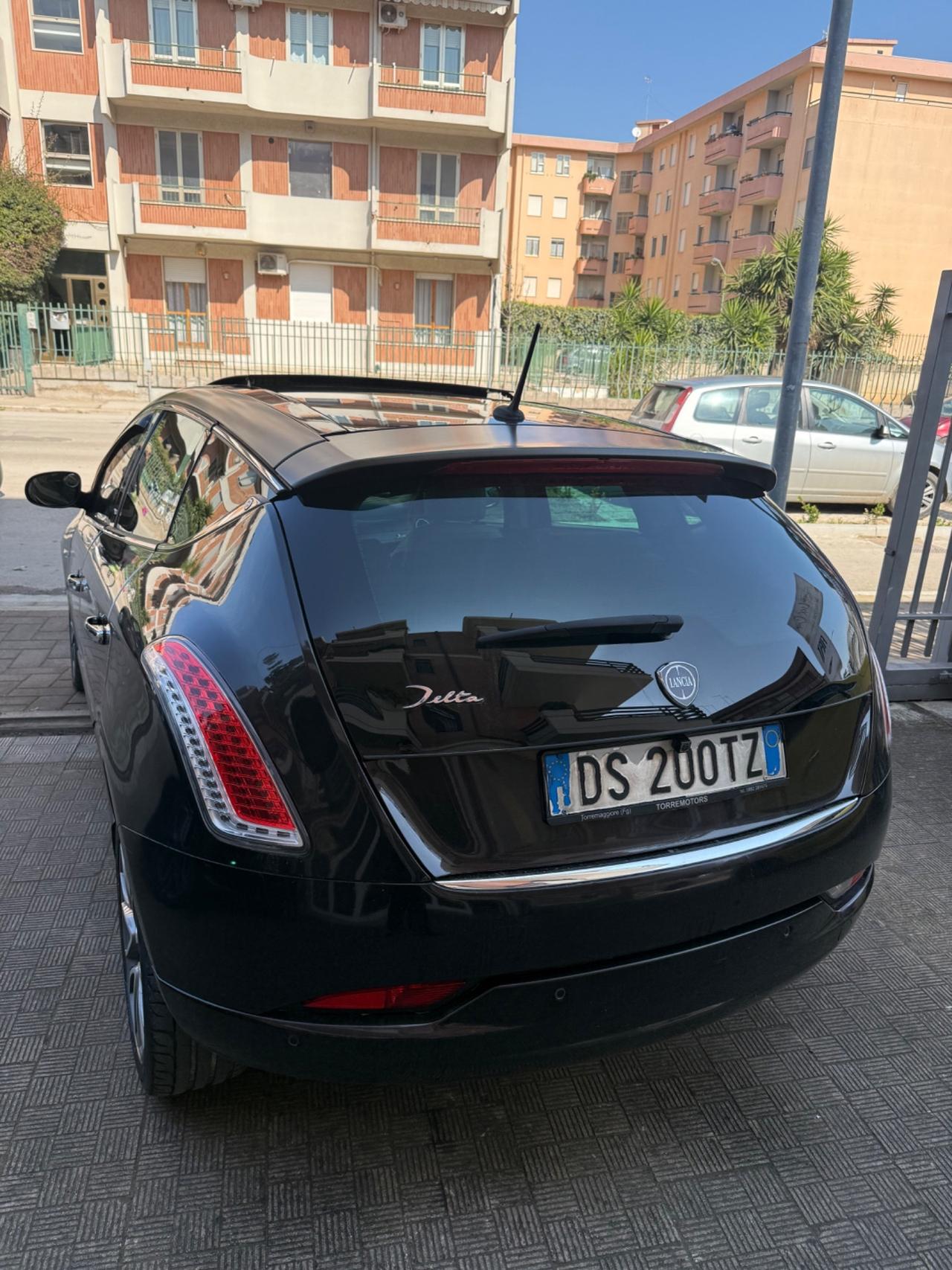 Lancia Delta 2.0 MJT DPF Argento