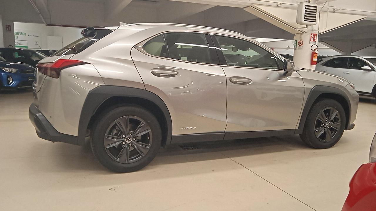 LEXUS UX 250h 2.0 Executive 4wd cvt