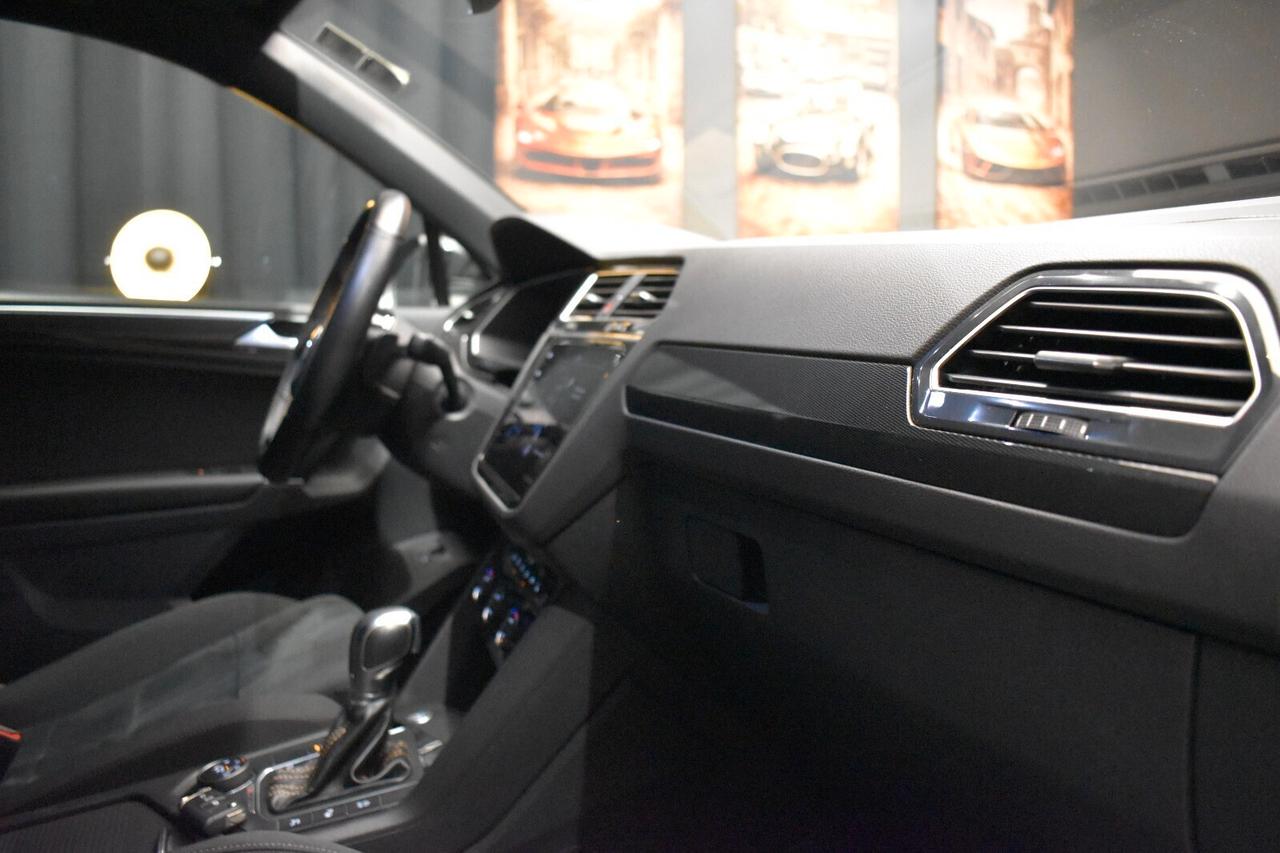 Volkswagen Tiguan VW R LINE UNICO 230CV(NO R/GTI)
