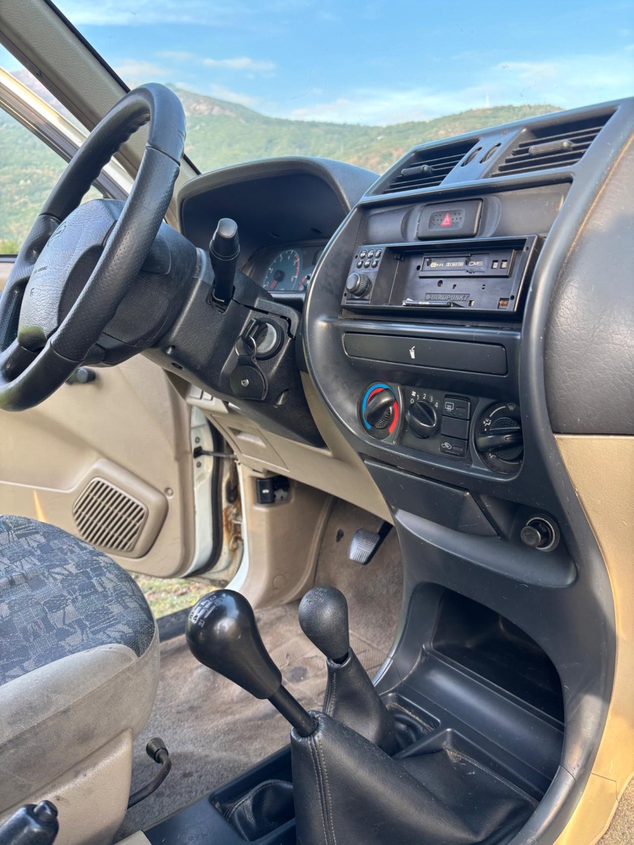 NISSAN TERRANO 2.7 Tdi AUTOCARRO GANCIO TRAINO
