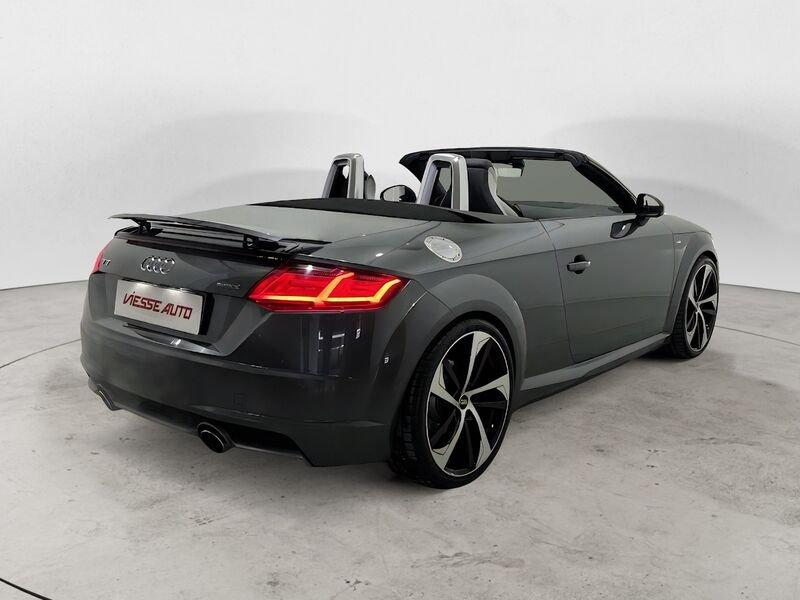 Audi TT Roadster 2.0 TFSI quattro S tronic S line