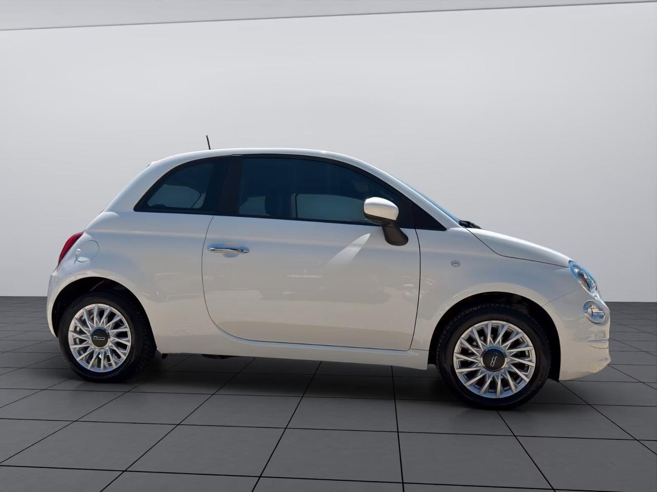 Fiat 500 Hybrid 1.0 da 70cv CarPlay - Prezzo Reale