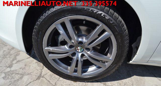 ALFA ROMEO Giulietta 1.4 Turbo 120 CV GPL Distinctive X NEOPATENTATI