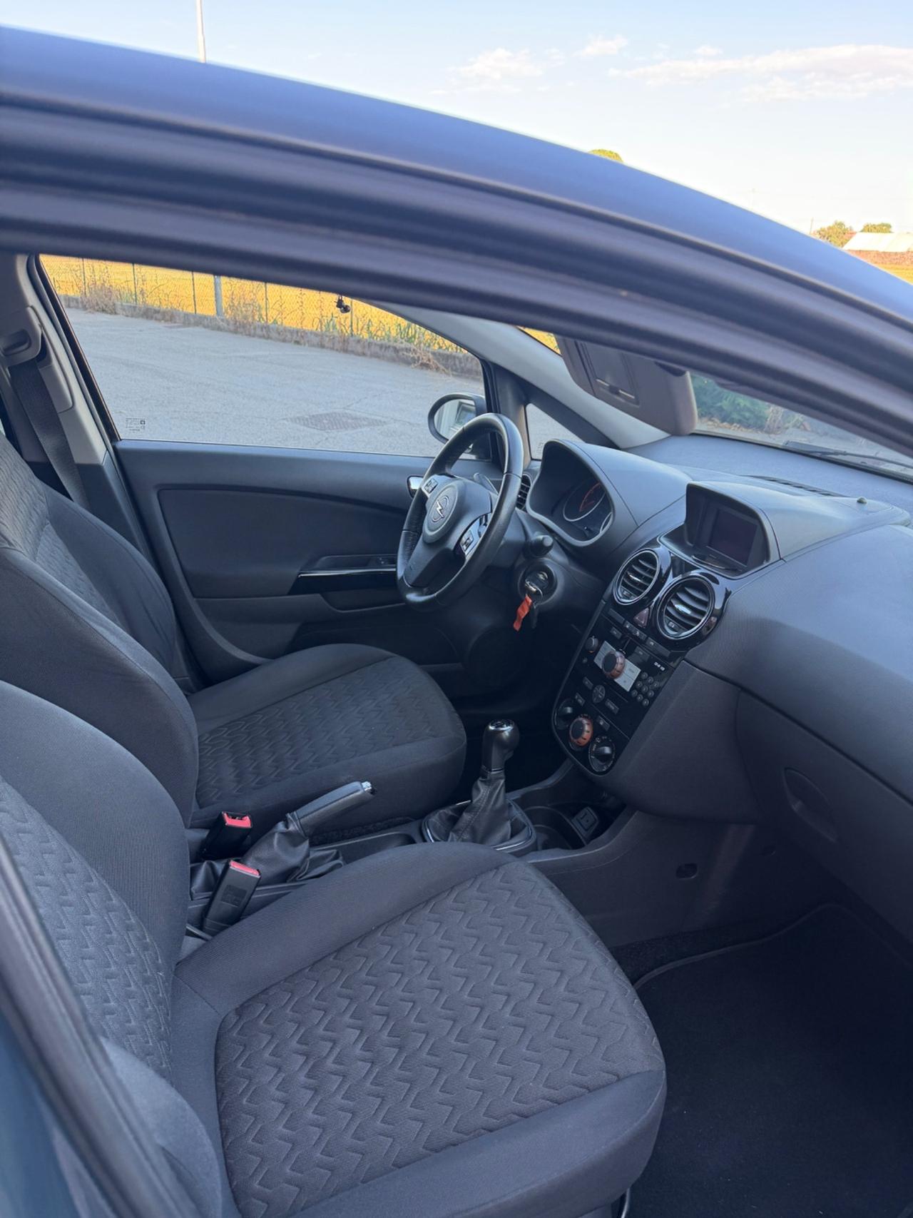 Opel Corsa 1.2 85CV 5 porte GPL-TECH Edition