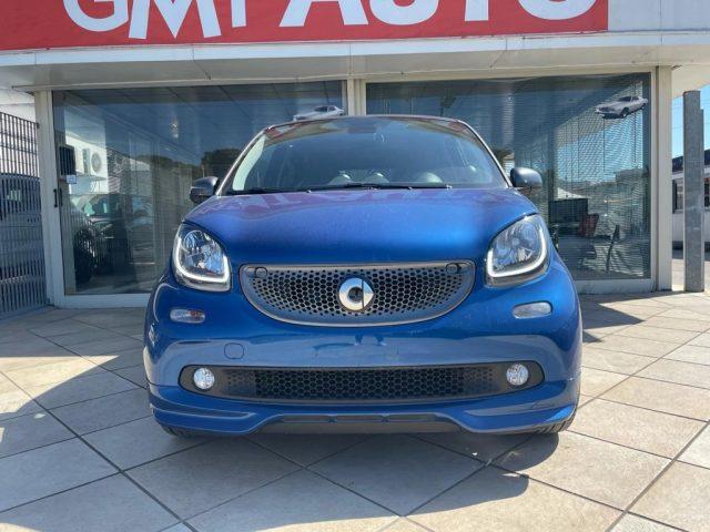 SMART ForFour 0.9 90CV PASSION BRABUS PACK LED PANORAMA