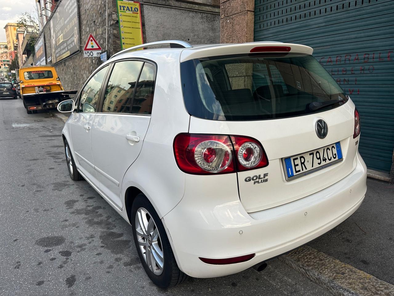 Volkswagen Golf Plus 1.6 TDI DPF Highline Euro 5B