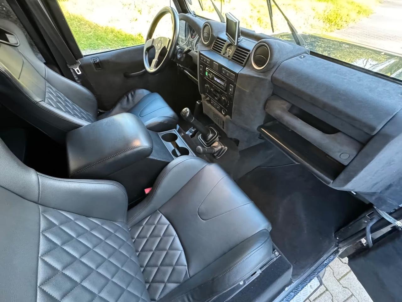 Land Rover Defender 110 E Station Wagon/LED/telecamer