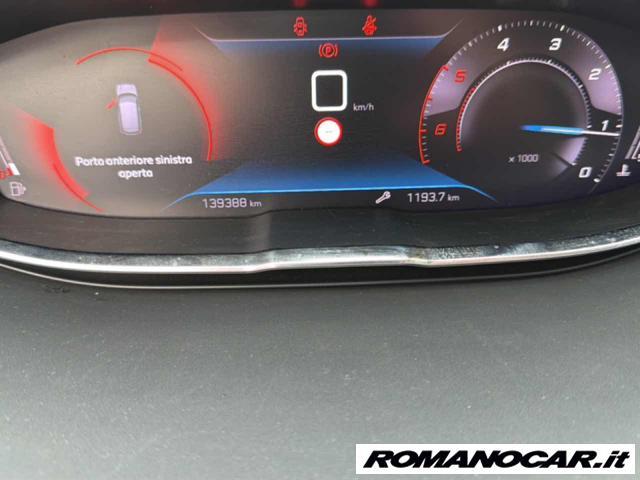 PEUGEOT 3008 BlueHDi 130 S&S Allure