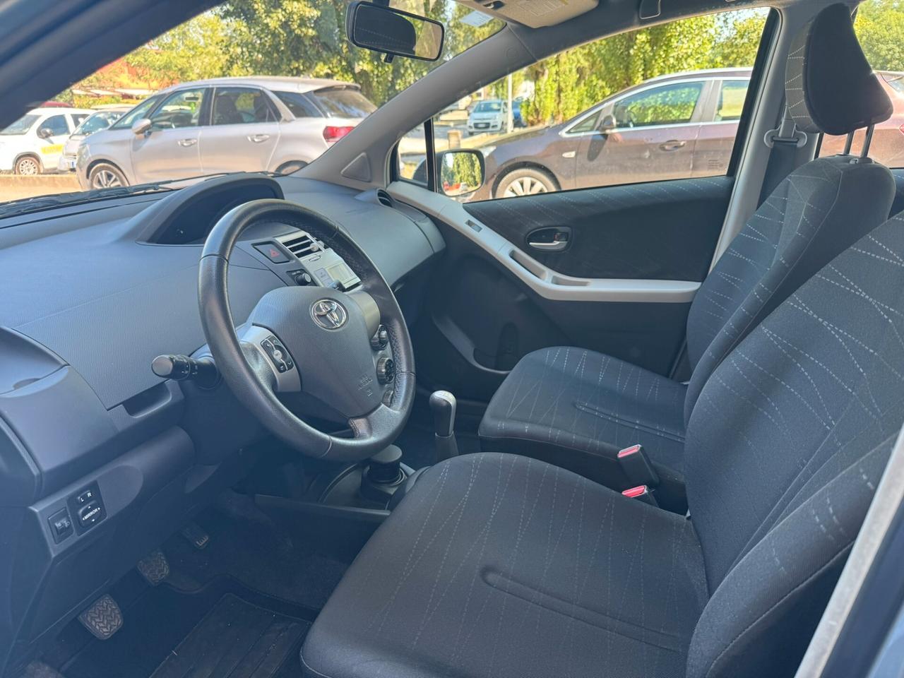Toyota Yaris 1.3 5 porte Sol