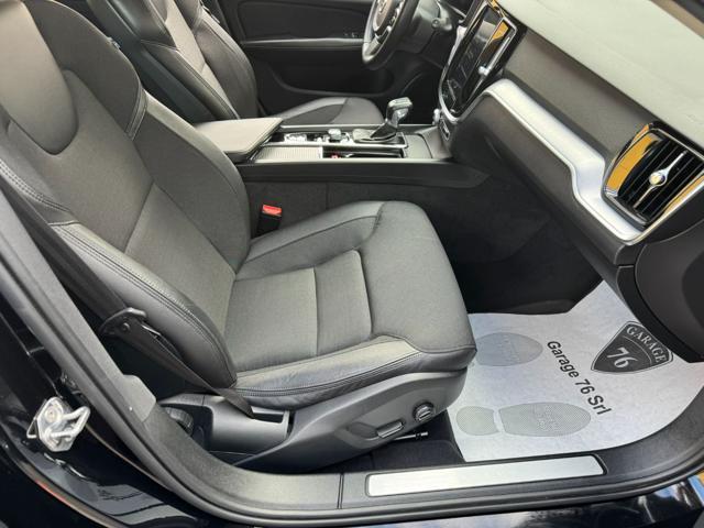 VOLVO V60 Cross Country D4 AWD Geartronic Business Plus