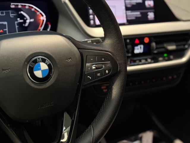 BMW 116 d 5p. Advantage