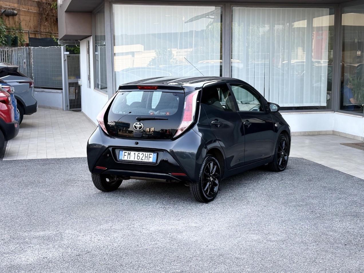 Toyota Aygo 1.0 Benzina 69CV E6 Neo - 2017