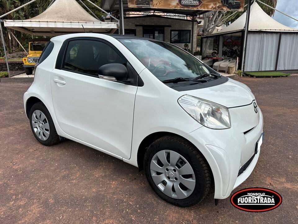 Toyota iQ 1.0 CVT Trend